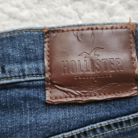 Hollister Men's Dark Blue Skinny Jeans - Picture 4 of 7